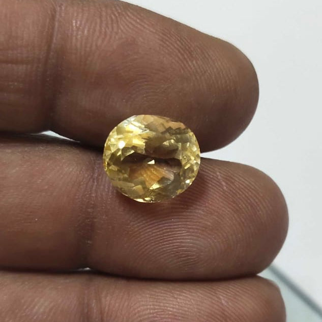 Yellow Sapphire  3.2 Carat